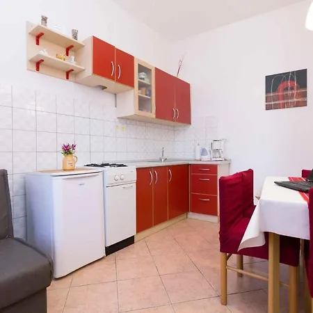 Apartment Silvia By Interhome