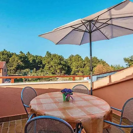 Silvia By Interhome Apartman