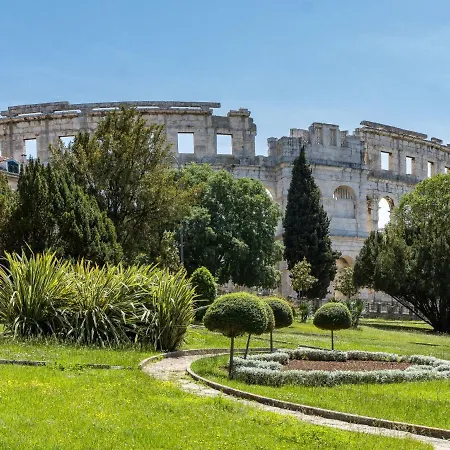 Apartment Silvia By Interhome *