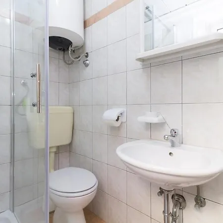 Apartment Silvia By Interhome * Pula