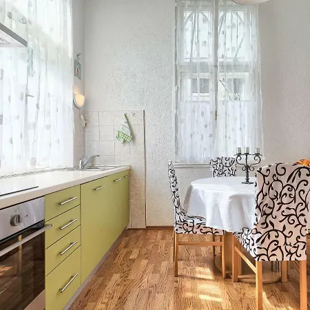 Apartment Apartment Silvia By Interhome