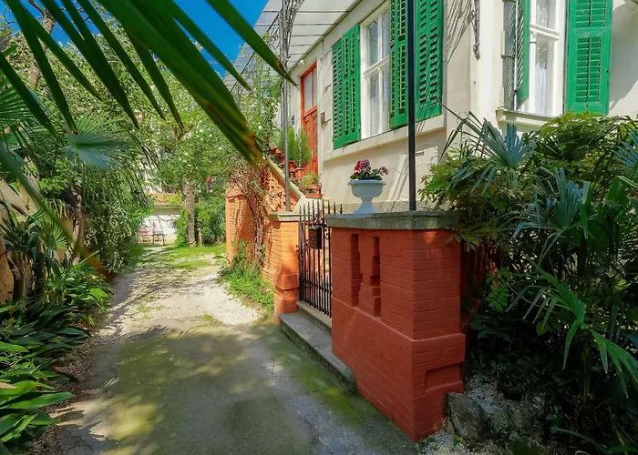 Silvia By Interhome Διαμέρισμα