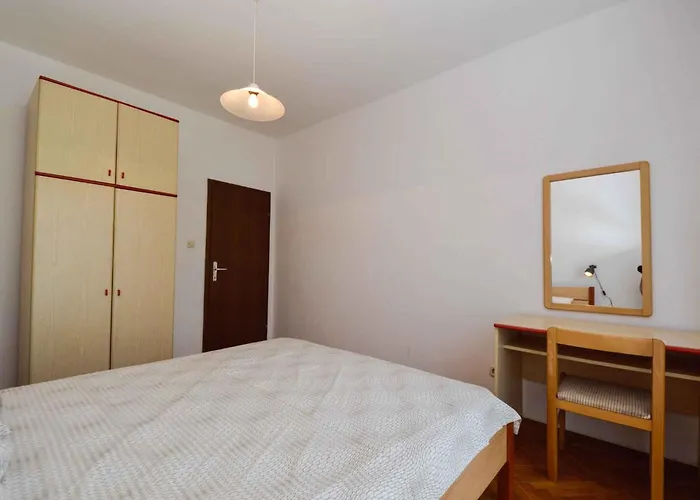 Appartement Silvia By Interhome Pula