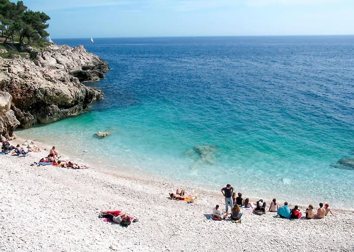 Silvia By Interhome Apartamento