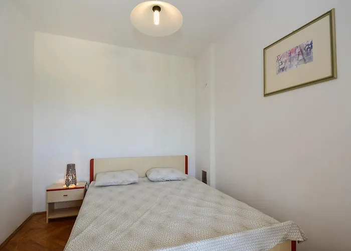 Apartamento Silvia By Interhome