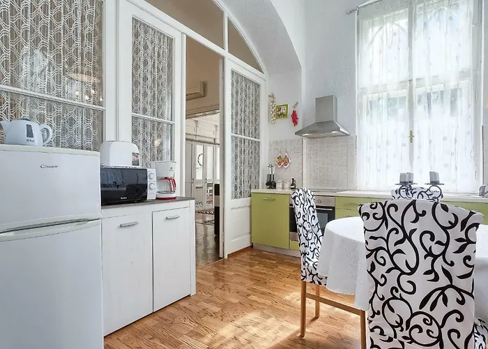 Apartamento Silvia By Interhome Pula