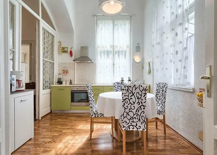 Apartamento Silvia By Interhome Pula