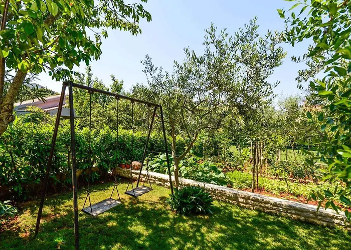 Apartment Silvia By Interhome