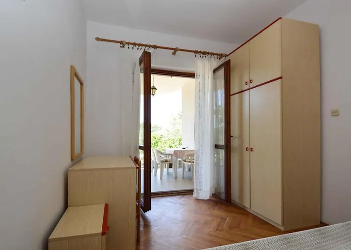 Apartment Silvia By Interhome