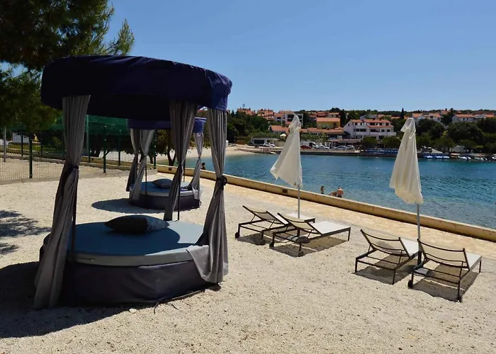 Apartment Silvia By Interhome