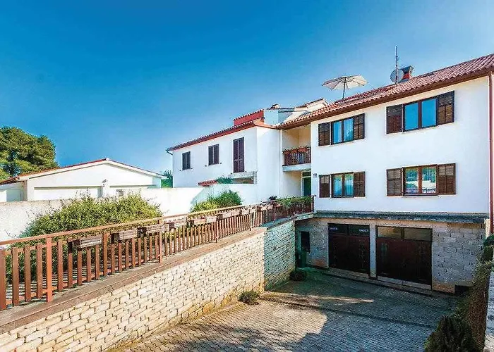 Apartment Silvia By Interhome Apartman