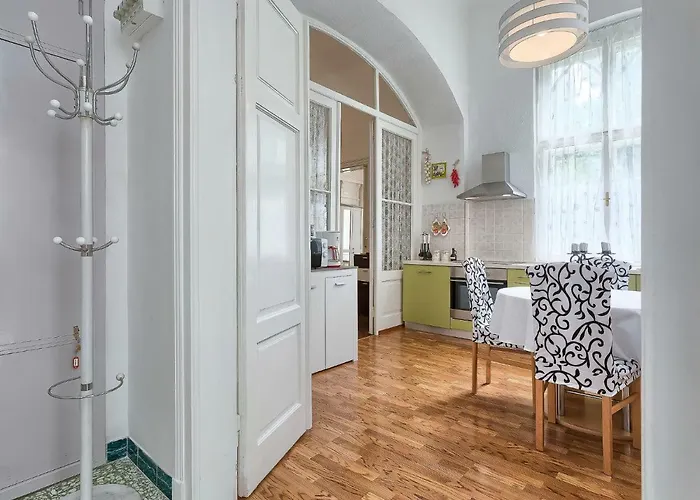 Apartment Silvia By Interhome